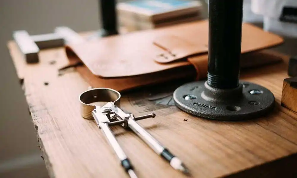 靖难之役传奇：屡挫朱棣的名将最终悲壮自尽