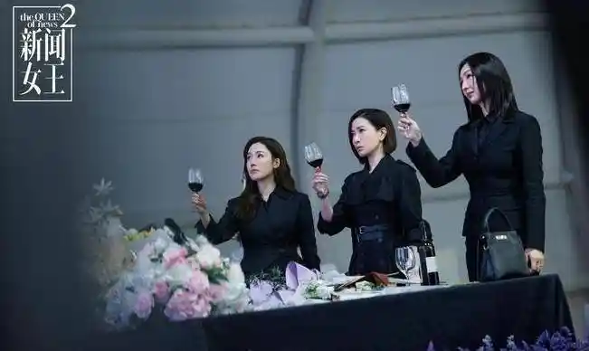 黄宗泽被调侃偷牛奶，《新闻女王2》牛奶广告引爆网络热议