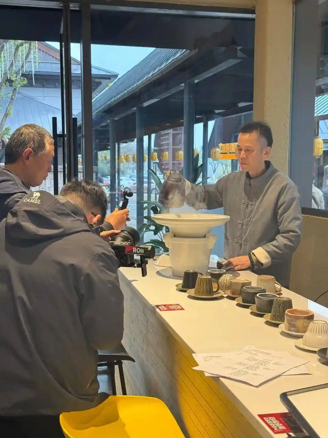 九派之眼｜柴火窑烤面包邂逅庐山茶，九江新潮休闲街区引爆味觉革命