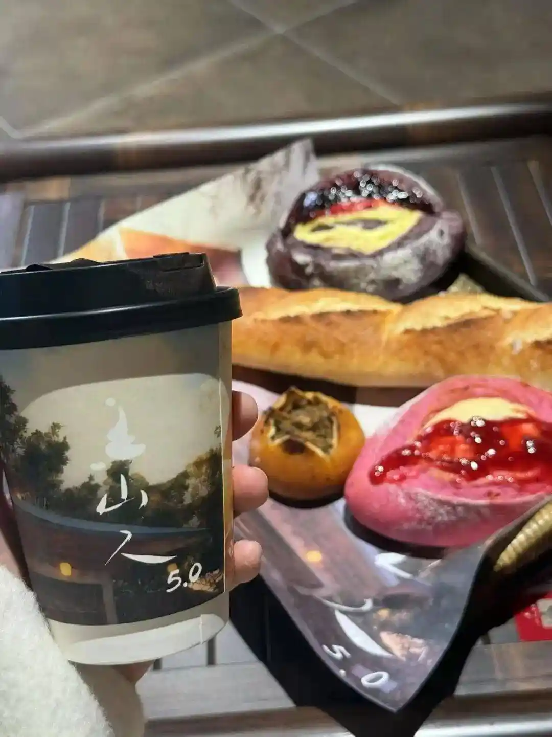 九派之眼｜柴火窑烤面包邂逅庐山茶，九江新潮休闲街区引爆味觉革命