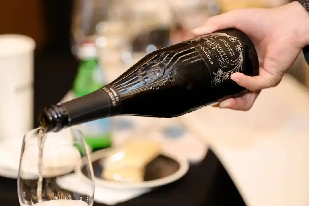 破界之酿：Pierre Péters上海首秀，单一园晚除渣实验引爆行业